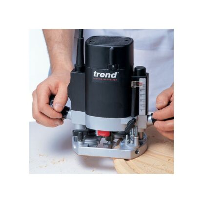 TREND T5EB V2 ROUTER 1000W 240V VARISPEED *** BOX. 1/4in COLLET INCL. (MAX 8MM)