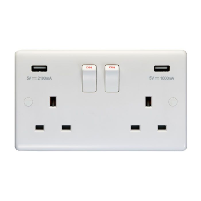 EUROLITE 13A 2 GANG SWITCHED SOCKET WITH DUAL USB CHARGER WHITE